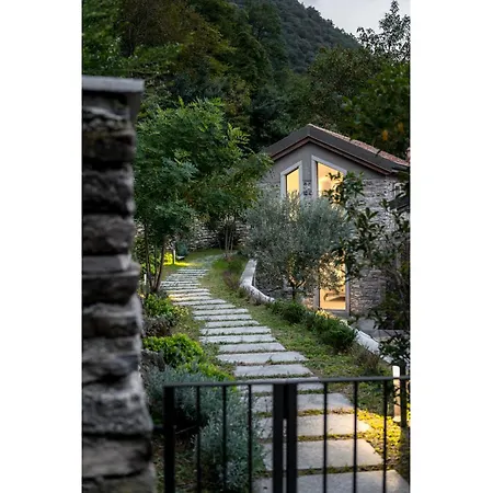 Via Dei Monti 度假居 内索