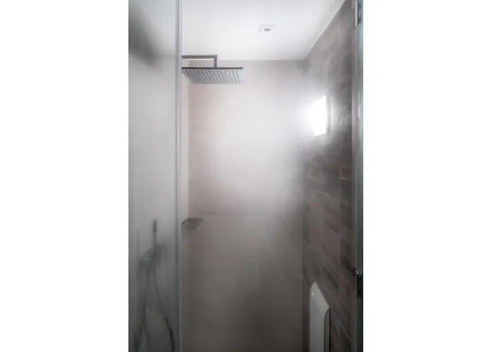 Via Dei Monti * Nesso