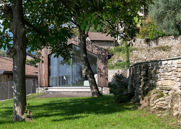 Via Dei Monti Holiday home *